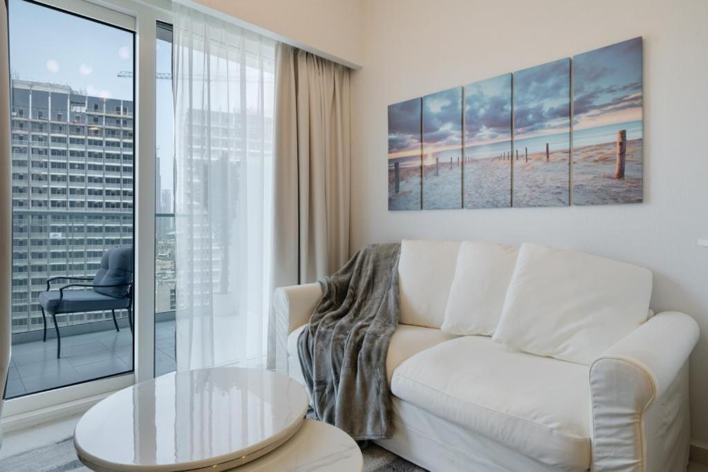 Fantastic One Bedroom Apartment With Burj-Khalifa View Dubaï Extérieur photo