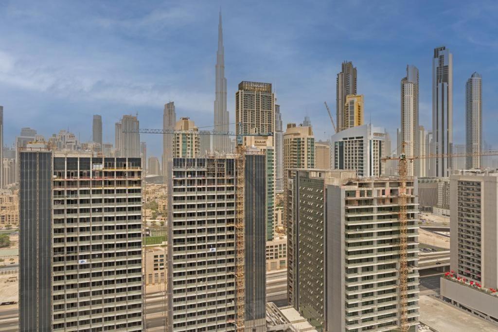 Fantastic One Bedroom Apartment With Burj-Khalifa View Dubaï Extérieur photo