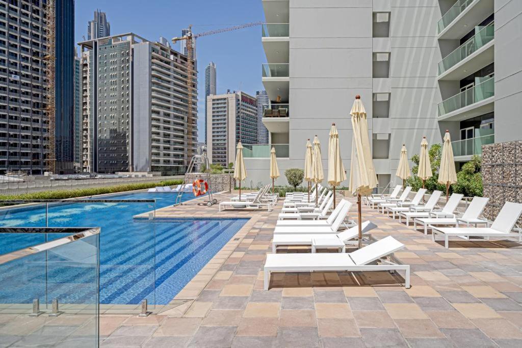 Fantastic One Bedroom Apartment With Burj-Khalifa View Dubaï Extérieur photo